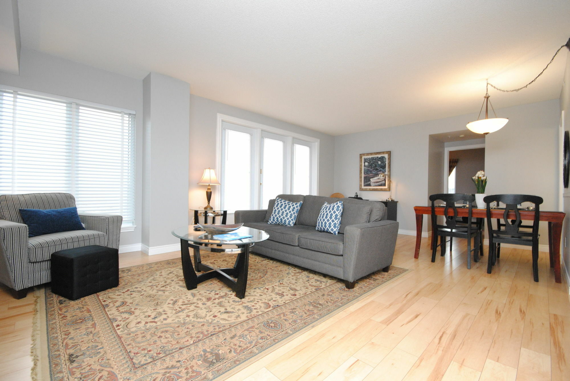 Premiere Suites Moncton Bagian luar foto